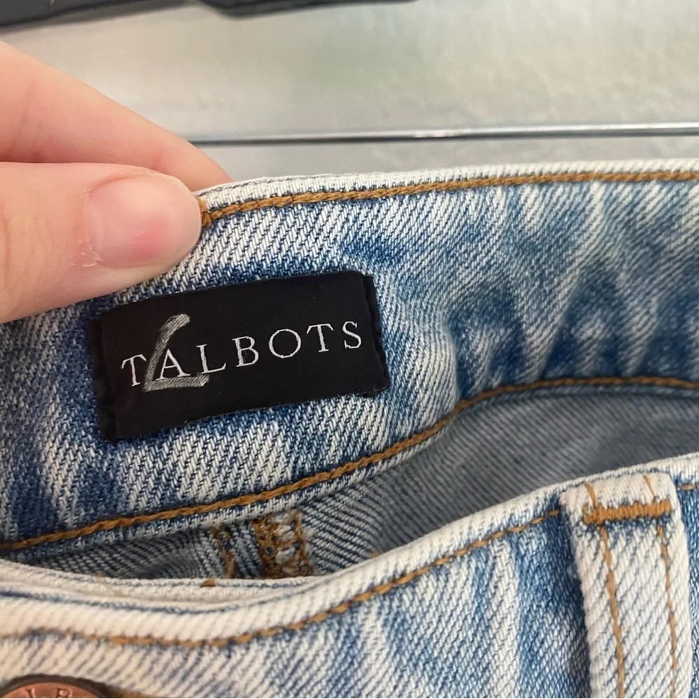 Talbots Blue Cropped Ankle Jeans with Vintage Wash